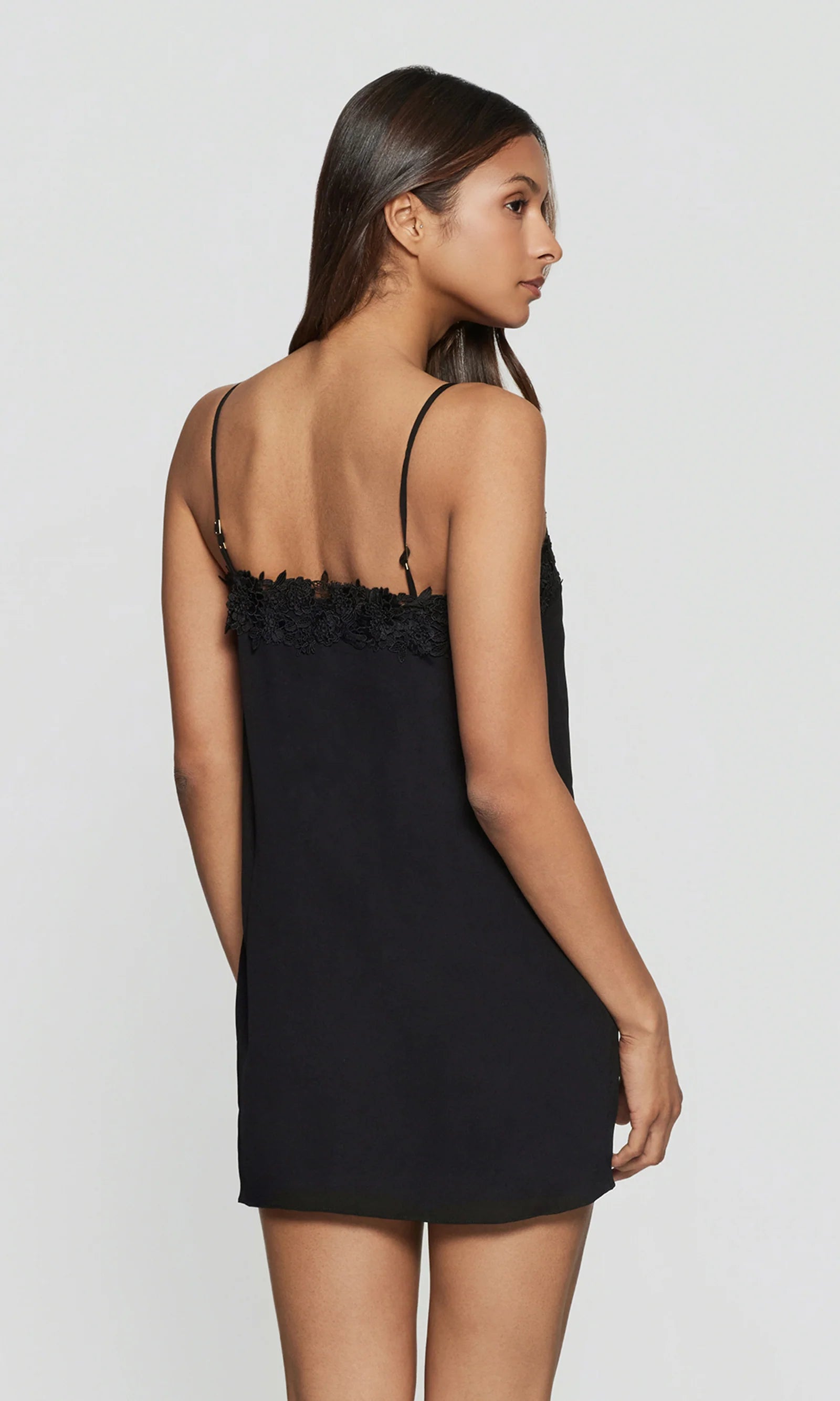 ELLE LACE DRESS