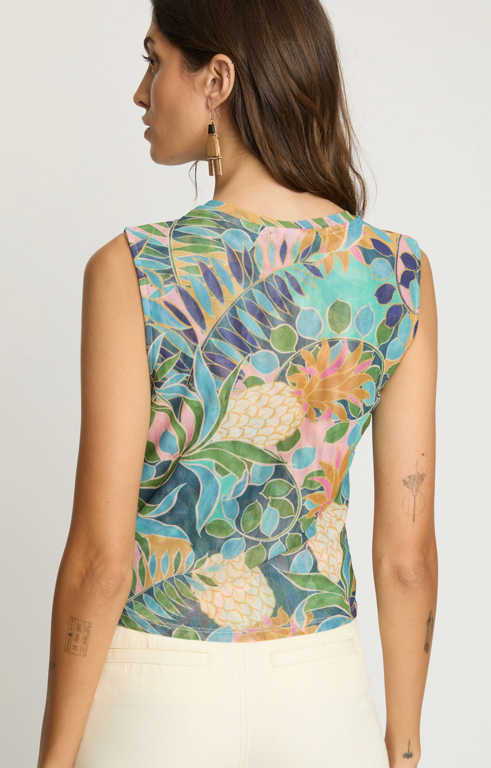 DEVI TOP